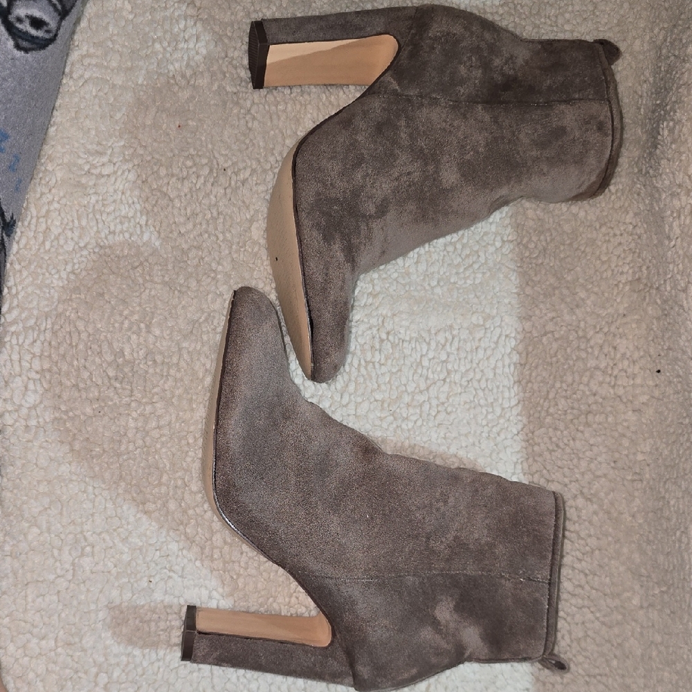 Forever 21 Taupe Suede Heeled Boots